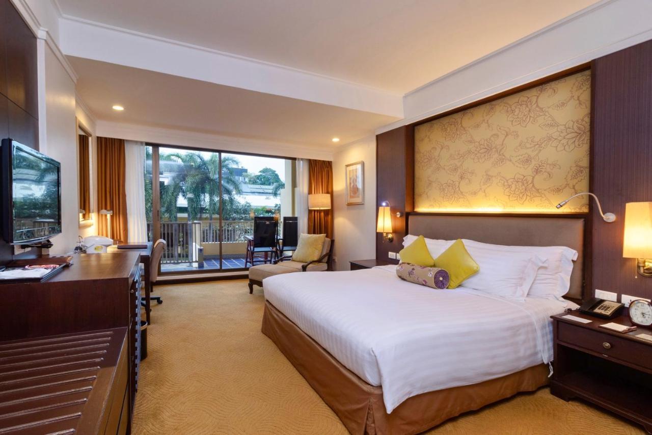 Dusit Thani Патая Екстериор снимка Deluxe Room