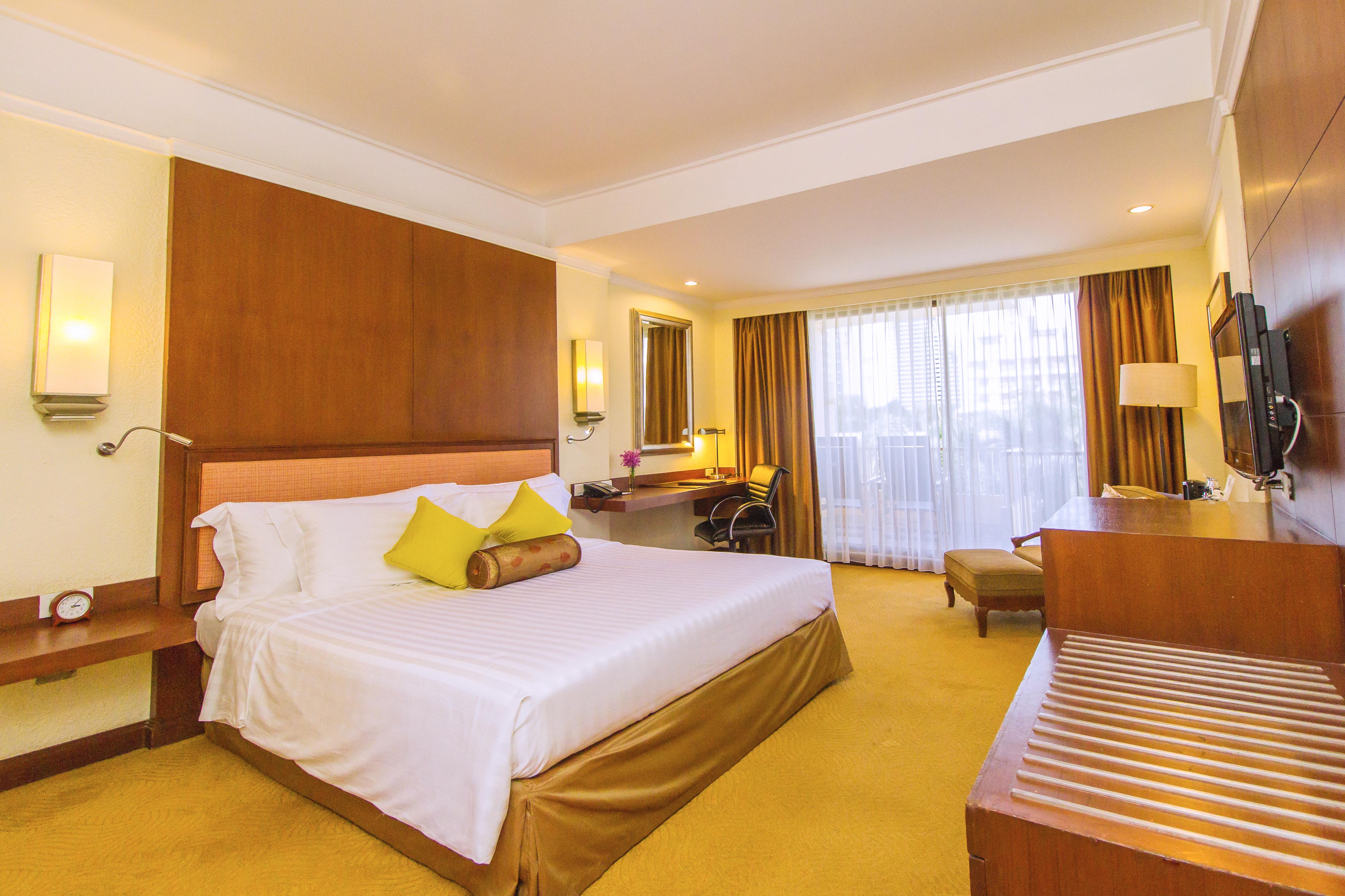 Dusit Thani Патая Екстериор снимка Deluxe Room